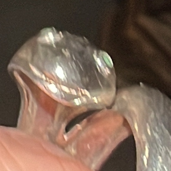 Sterling silver emerald snake ring - Picture 6 of 9